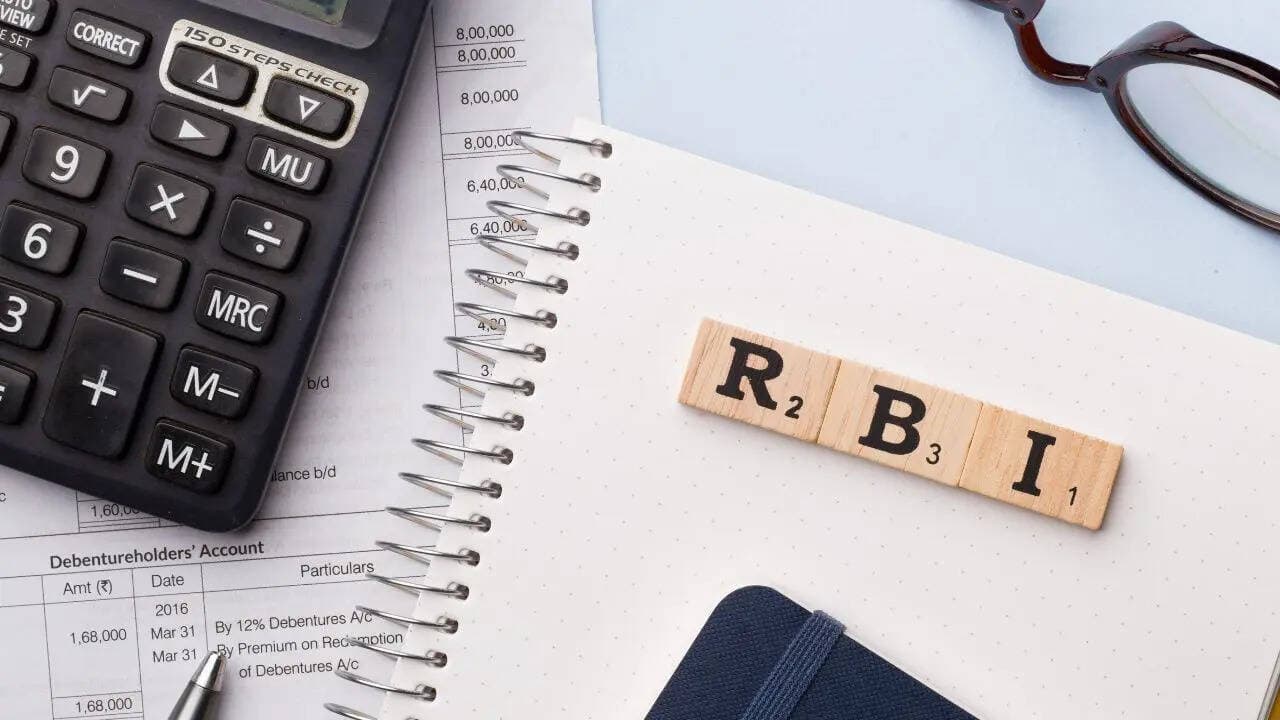 <p><span class="market-icon-minus"><br><i></i></span> <span class="market-close"><i></i></span></p><p><i></i>India RBI's liquidity boost falters amid FX market intervention, analysts say<br></p>