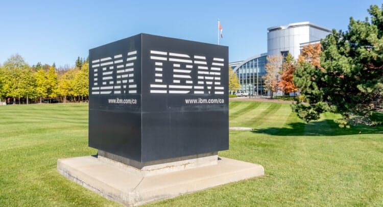 IBM计划本季度裁员数千人,股价下跌