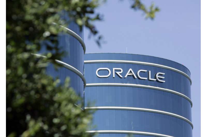 The exterior of Oracle Corp. headquarters is pictured in Redwood City, Calif., June 26, 2007. Credit: AP Photo/Paul Sakuma, File